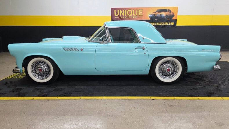 1955 Ford Thunderbird