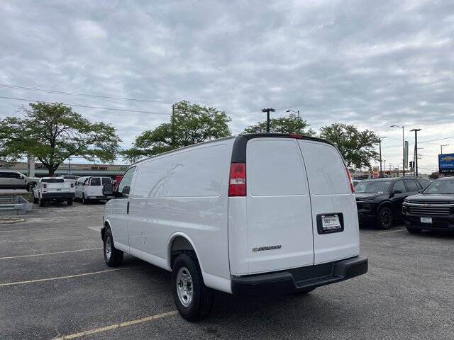 2026 Chevrolet Express 2500