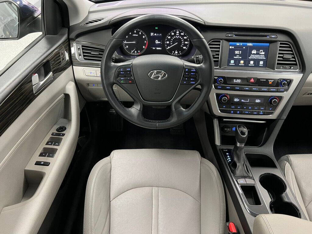 2017 Hyundai SONATA for sale at Conway Imports in   Streamwood, IL