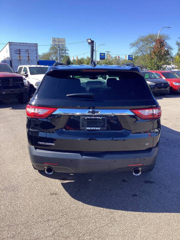 2020 Chevrolet Traverse 1LT photo 9