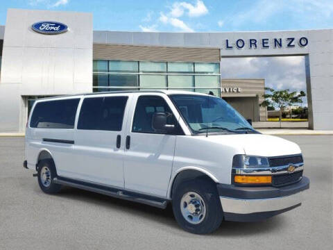 2025 Chevrolet Express LT 3500