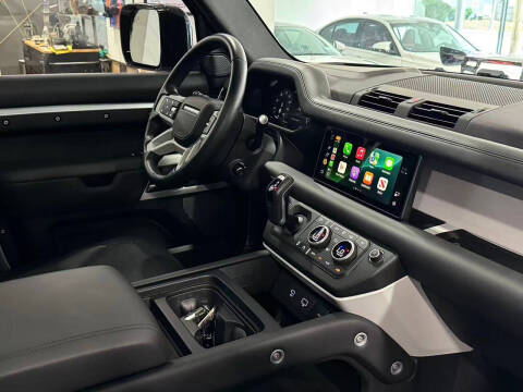 2023 Land Rover Defender 110 X-Dynamic SE