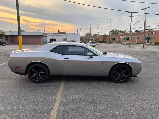 2014 Dodge Challenger SXT Plus