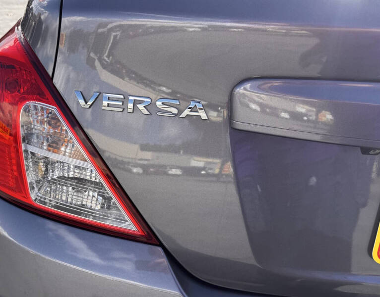 2019 Nissan Versa S