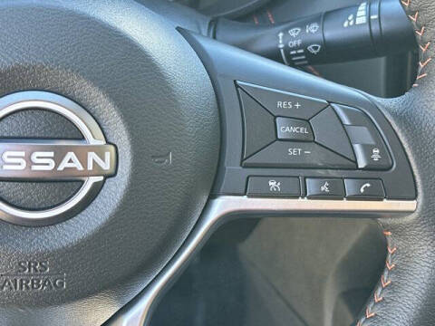 2025 Nissan Versa SR