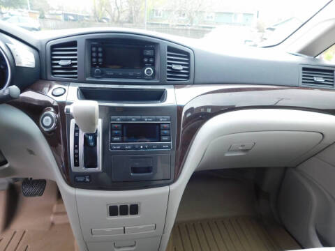 2011 Nissan Quest