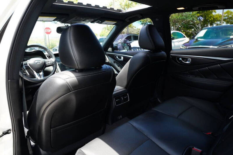 2023 Infiniti Q50 Sensory