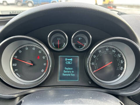 2013 Buick Regal Premium 1