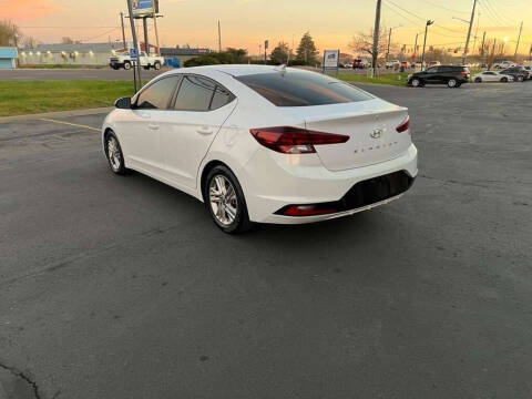 2019 Hyundai Elantra SEL