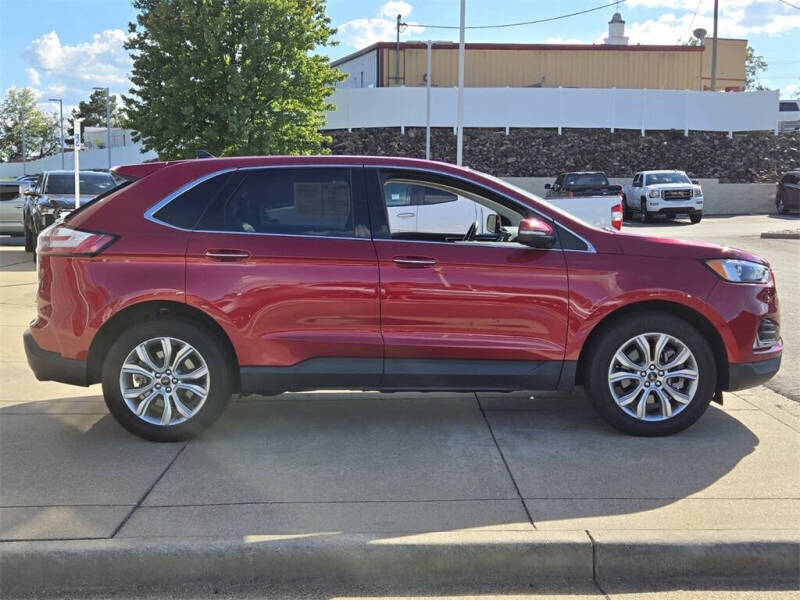 2024 Ford Edge Titanium