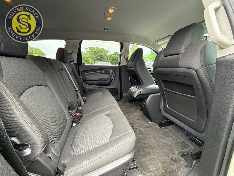 2010 Chevrolet Traverse LT