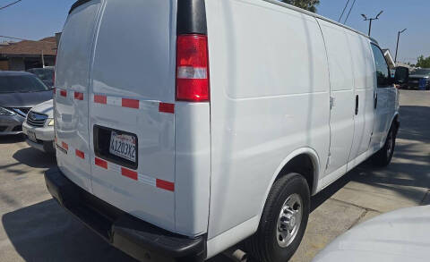 2021 Chevrolet Express 2500