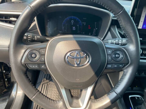 2024 Toyota Corolla Cross XLE