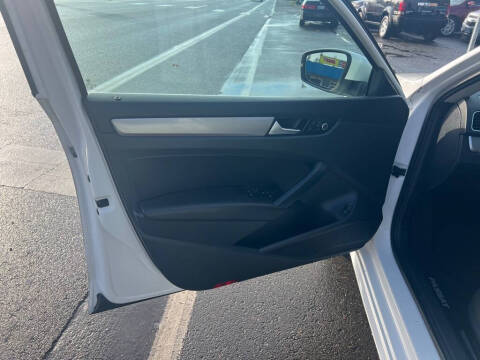 2015 Volkswagen Passat