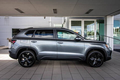 2026 Volkswagen Taos SE