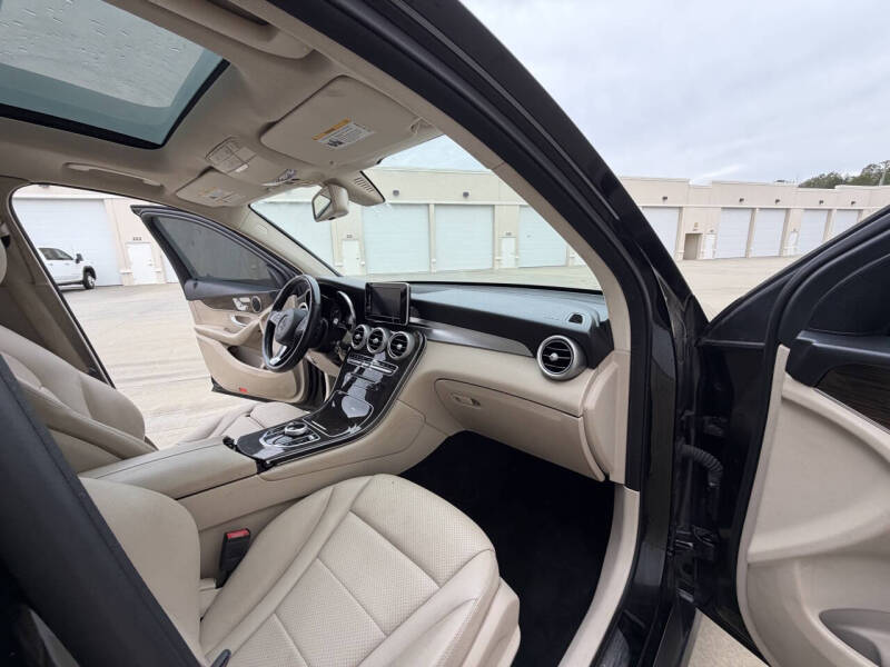 2019 Mercedes-Benz GLC GLC 300 4MATIC