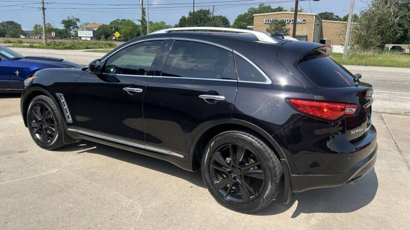 2012 Infiniti FX35