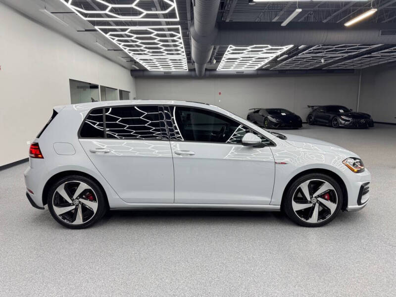2020 Volkswagen Golf GTI SE
