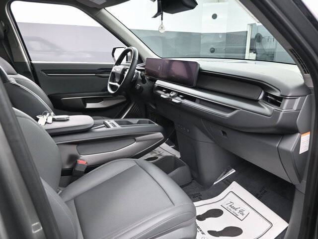 2024 Kia EV9 Light Long Range