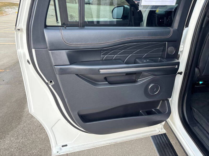 2022 Ford Expedition MAX Platinum