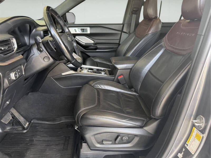 2021 Ford Explorer Platinum