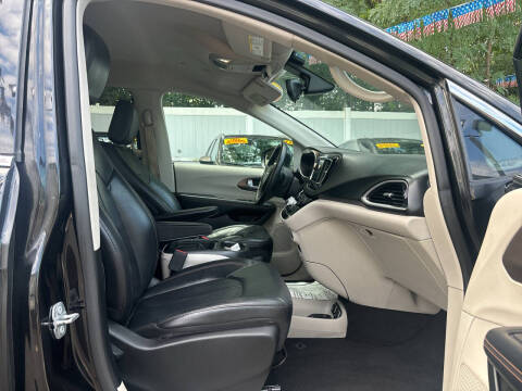 2018 Chrysler Pacifica Touring L