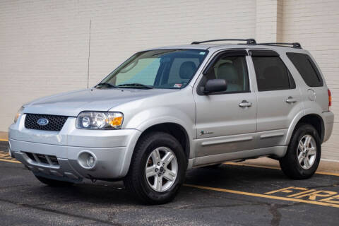 2005 Ford Escape for sale at Carland Auto Sales INC. in Portsmouth VA