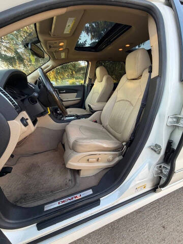 2011 GMC Acadia Denali