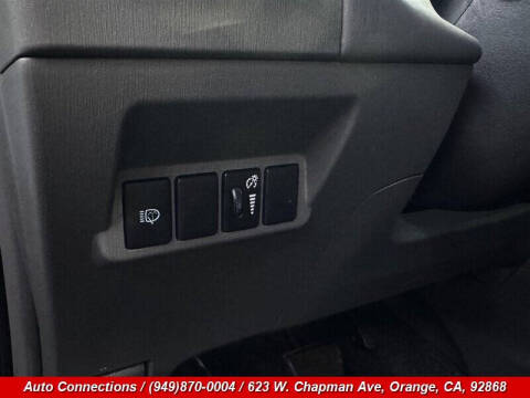 2012 Toyota Prius v Five