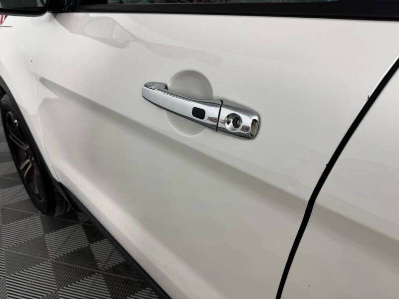 2014 Ford Explorer Sport