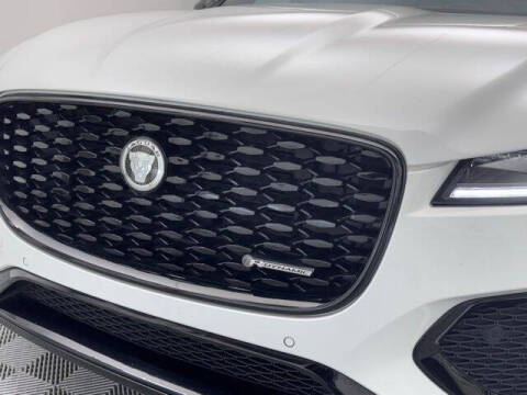 2024 Jaguar F-PACE P250 R-Dynamic S