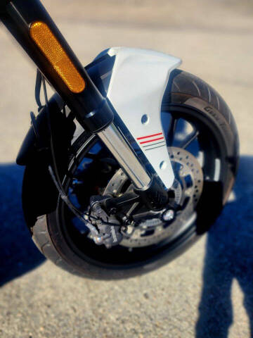 2023 Moto Morini STR 650