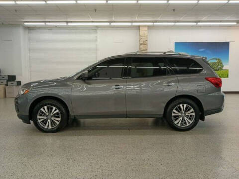 2019 Nissan Pathfinder S