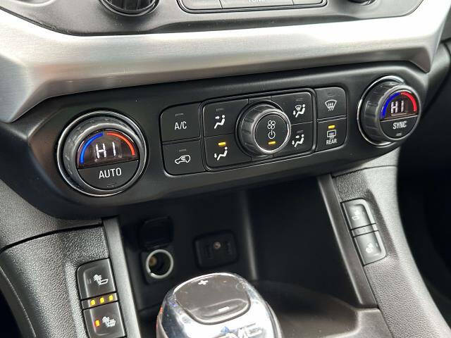 2017 GMC Acadia SLE-2