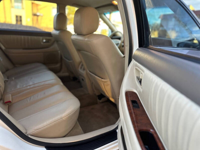 2001 Toyota Avalon XLS