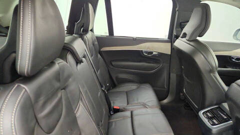 2024 Volvo XC90 B6 Ultimate Bright Theme 7P