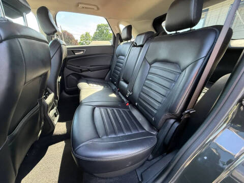 2022 Ford Edge