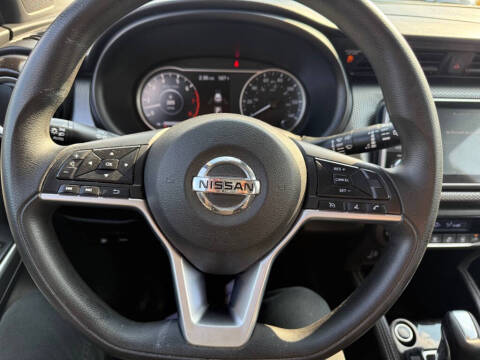 2020 Nissan Kicks SV