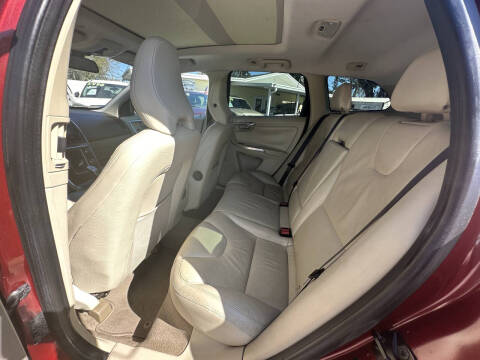 2013 Volvo XC60 3.2 Platinum