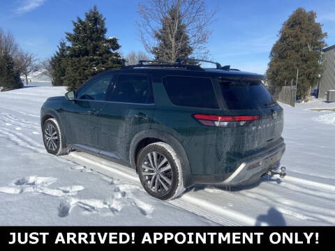 2022 Nissan Pathfinder Platinum