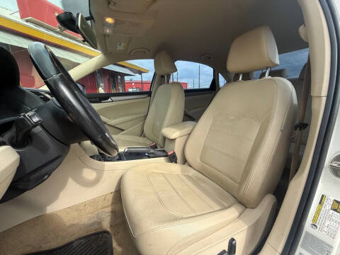 2015 Volkswagen Passat