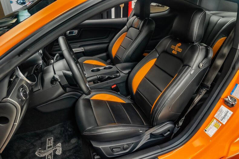 2020 Ford Mustang