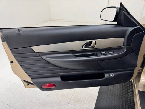 2005 Ford Thunderbird Deluxe