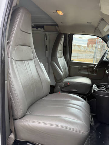 2020 GMC Savana 2500