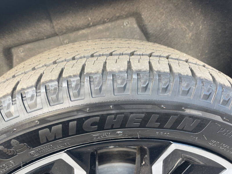 2024 GMC Sierra EV Denali Edition 1