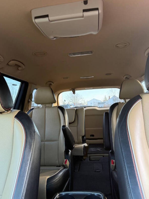 2016 Kia Sedona SX