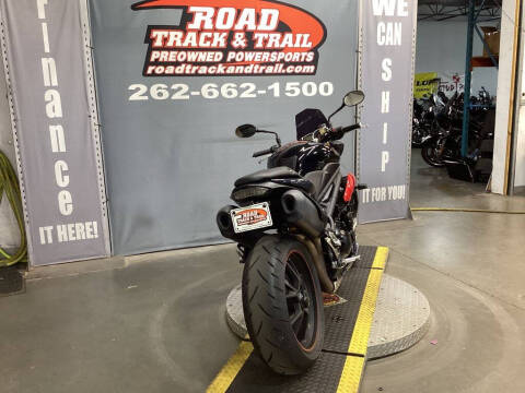 2015 Triumph Speed Triple R ABS