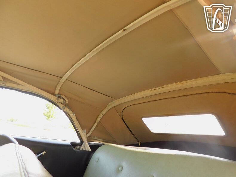 1950 Ford Deluxe
