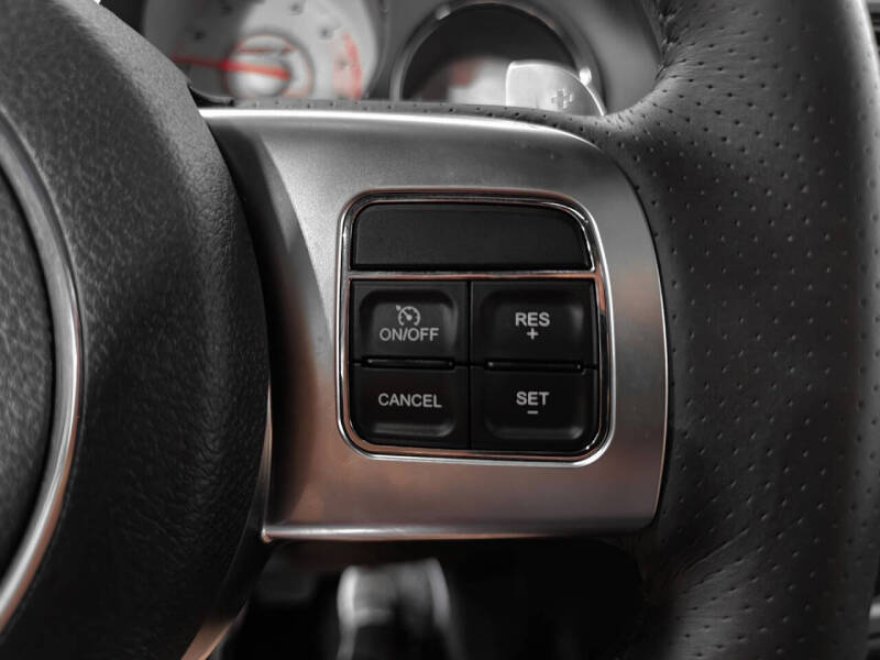 2012 Dodge Challenger SRT8 392