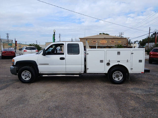 2006 GMC Sierra 2500HD for sale at Plunkett Automotive in Angleton, TX